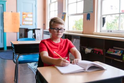 Escola decide passar todos os Alunos