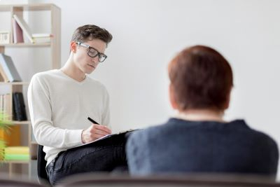 Terapia do esquema e a privação emocional