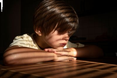 Desenvolvimento infantil: qual o papel da emoção tristeza?